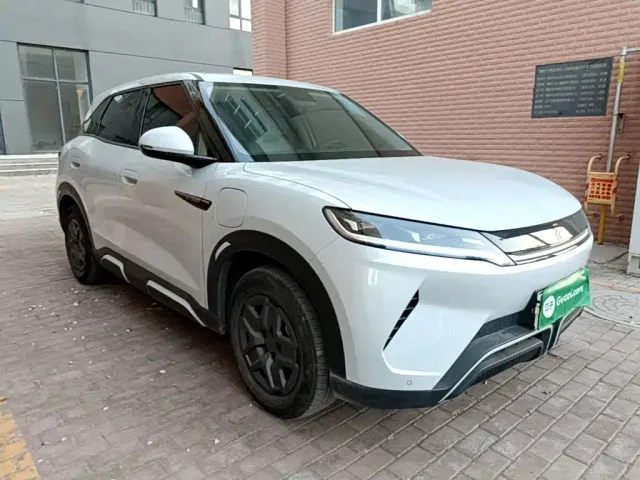 BYD Yuan UP — Фото автомобиля 3