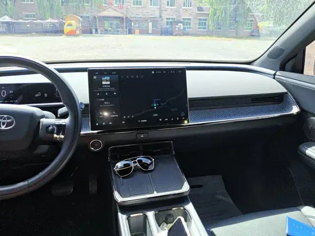 Toyota BoZhi 3X — Фото автомобиля 13