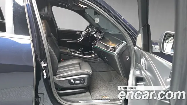 BMW X7 G07 — Фото автомобиля 17