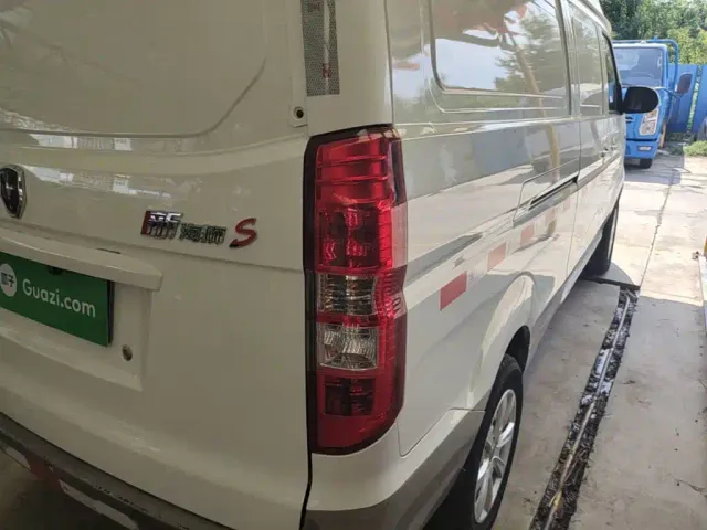 Jinbei New Hiace S — Фото автомобиля 7