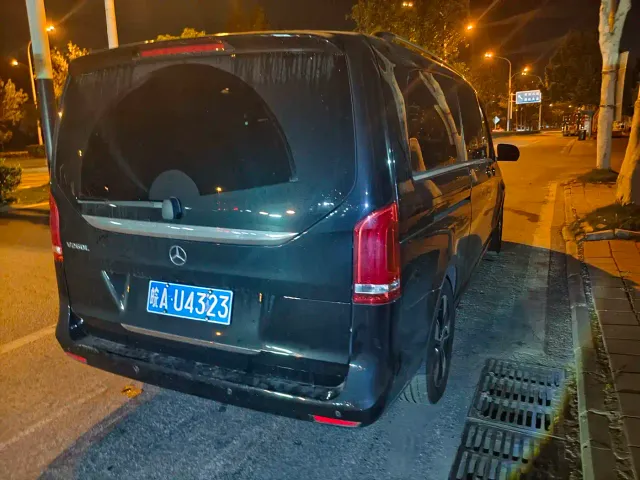 Mercedes-Benz V-Class — Фото автомобиля 12