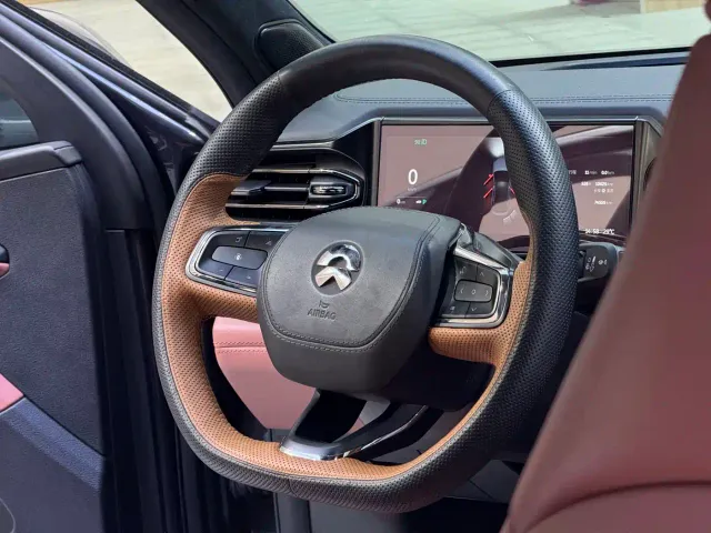 Nio EC6 — Фото автомобиля 12