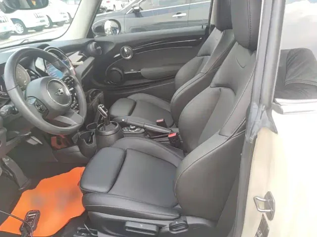 MINI Hatch — Фото автомобиля 14