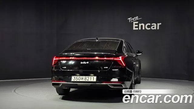 Kia K8 Hybrid — Фото автомобиля 4