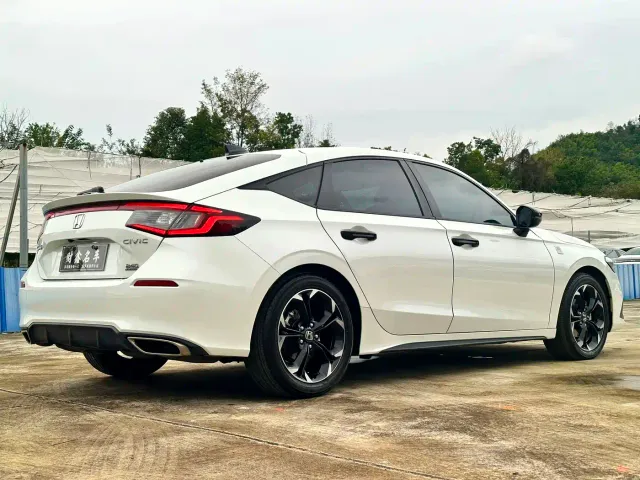 Honda Civic — Фото автомобиля 9
