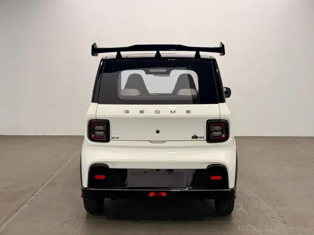 Geely Panda — Фото автомобиля 6