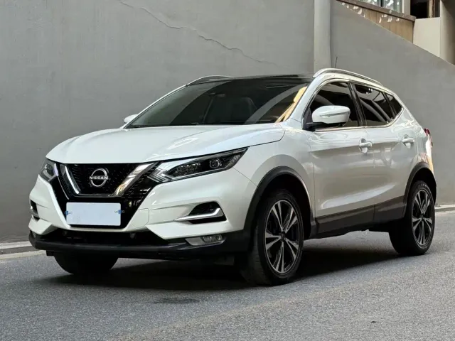 Фотография автомобиля — Nissan Qashqai