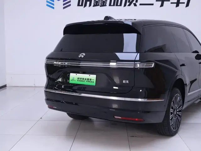 Nio ES8 — Фото автомобиля 8