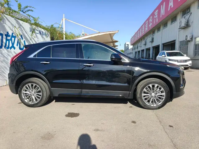 Cadillac XT4 — Фото автомобиля 3
