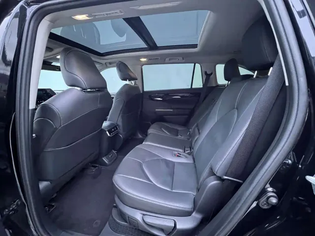Toyota Highlander — Фото автомобиля 9