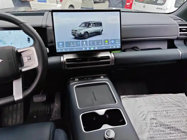 BYD FangChengBao Titanium 7 — Фото автомобиля 13