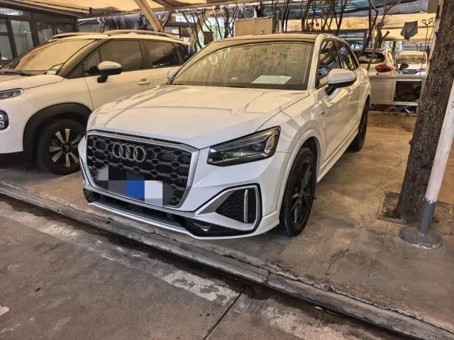 Фотография автомобиля — Audi Q2L