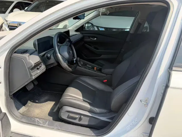 Honda Accord — Фото автомобиля 4