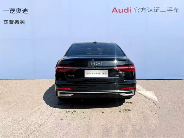 Audi A6L — Фото автомобиля 9