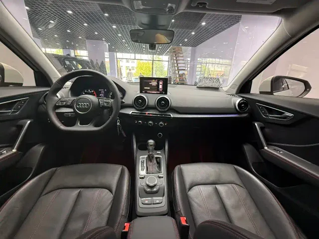 Audi Q2L — Фото автомобиля 17