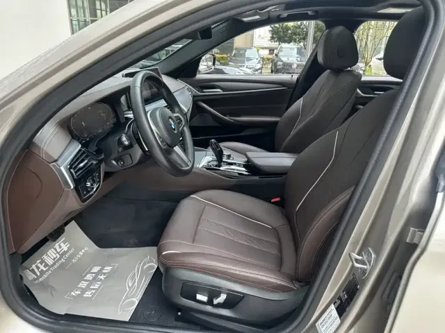 BMW BMW 5 Series 2022 Facelift 530Li Leading M Sport Package — Фото автомобиля 11