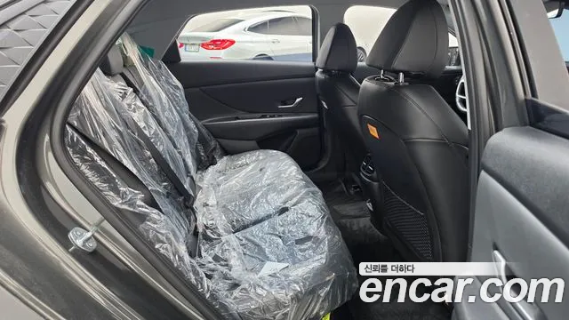 Hyundai Avante CN7 — Фото автомобиля 17