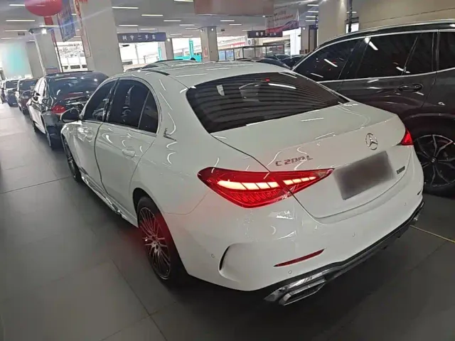 Mercedes-Benz C-Class — Фото автомобиля 4