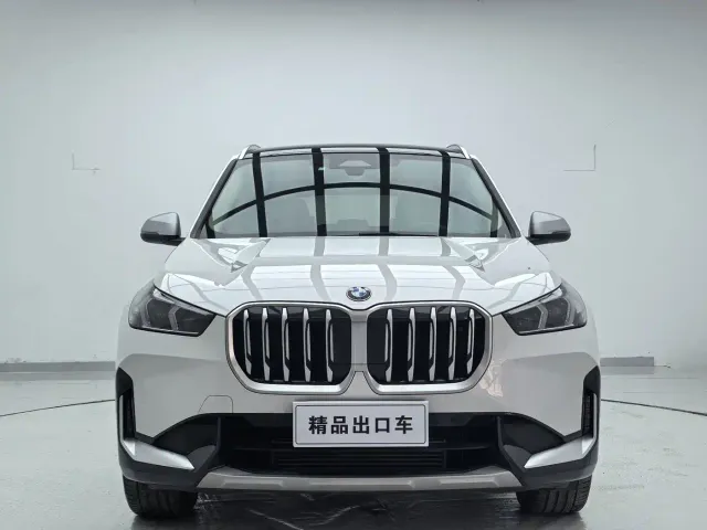 BMW X1 — Фото автомобиля 2