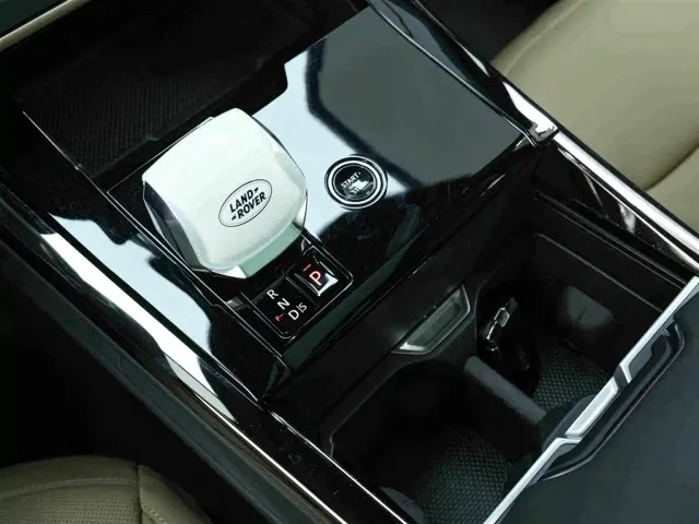 Land Rover Range Rover Sport — Фото автомобиля 10