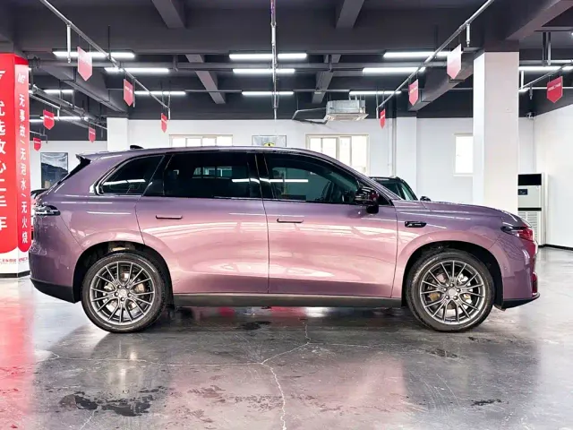 Leapmotor C10 — Фото автомобиля 6