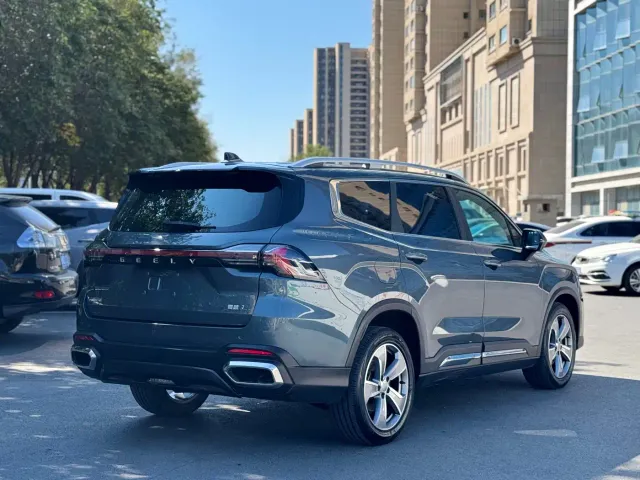 Geely Haoyue L — Фото автомобиля 13