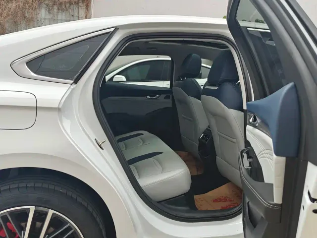 Geely Xingrui — Фото автомобиля 9
