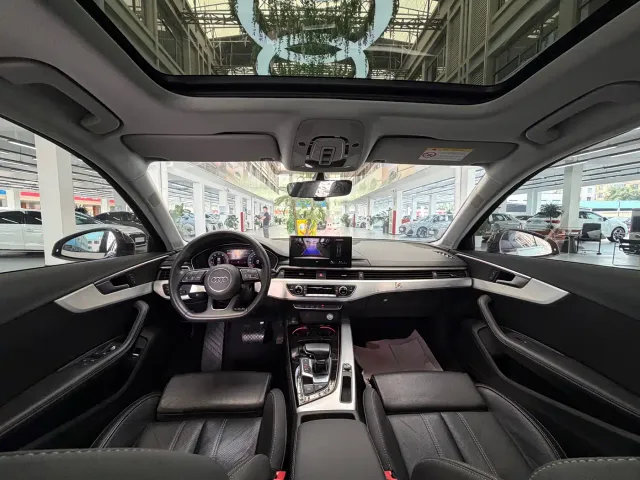 Audi A4L — Фото автомобиля 12