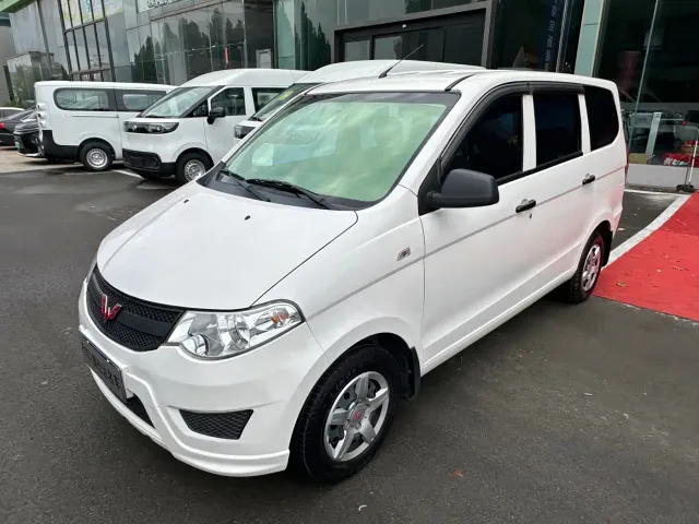 Фотография автомобиля — Wuling Hongguang