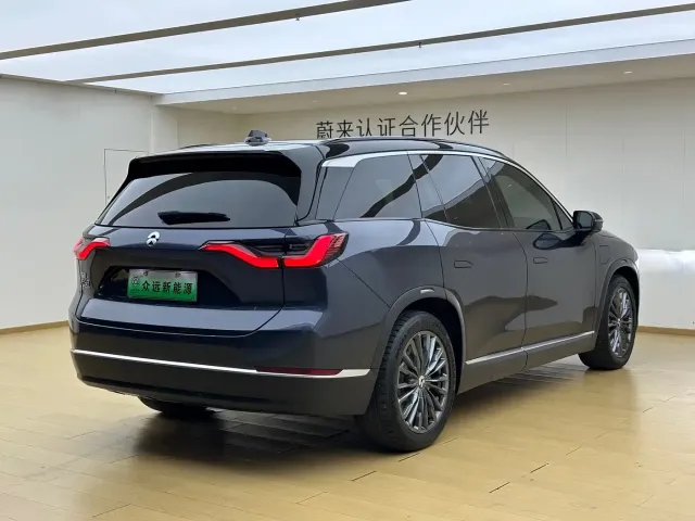 Nio ES8 — Фото автомобиля 24