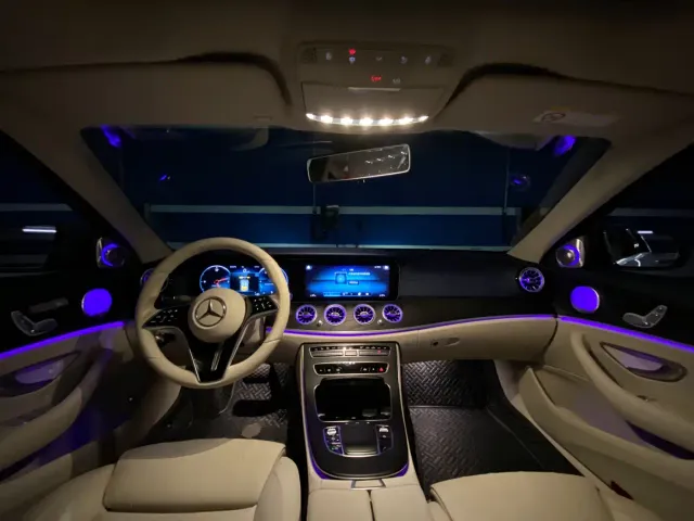 Mercedes-Benz E-Class — Фото автомобиля 19