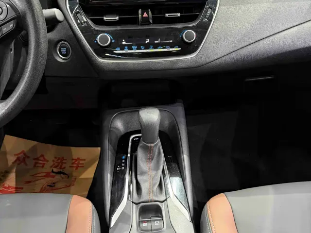 Toyota Corolla — Фото автомобиля 12
