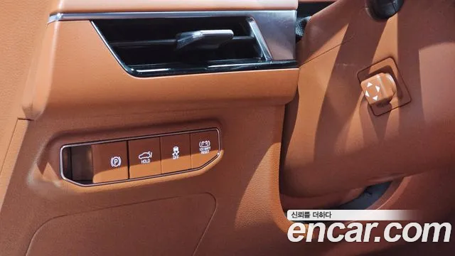 Kia K8 (New) Hybrid — Фото автомобиля 13