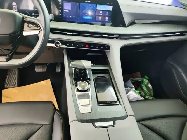 Changan CS75 Plus — Фото автомобиля 9