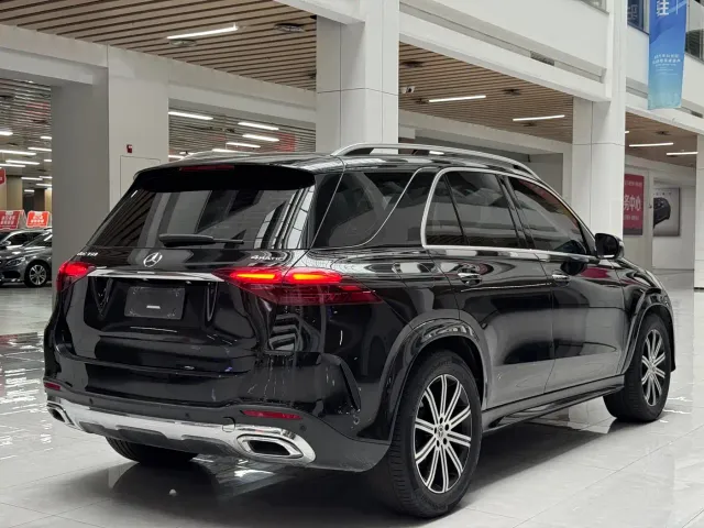 Mercedes-Benz GLE-Class — Фото автомобиля 5