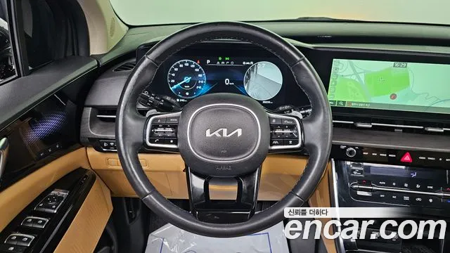 Kia Carnival Generation 4 — Фото автомобиля 13