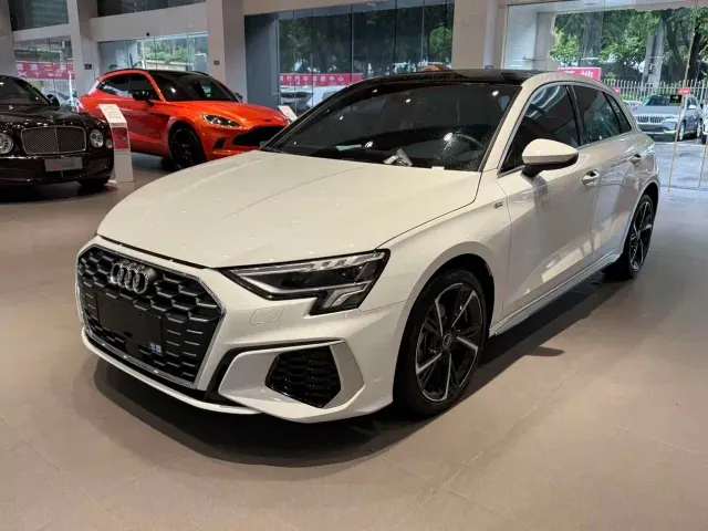 Фотография автомобиля — Audi A3