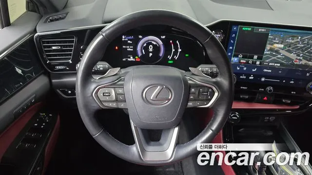Lexus NX — Фото автомобиля 13
