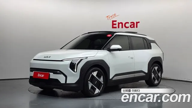 Фотография автомобиля — Kia EV3