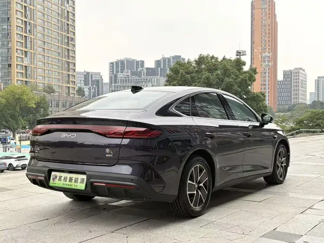 BYD Qin L — Фото автомобиля 5