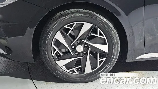 Hyundai Grandeur — Фото автомобиля 5