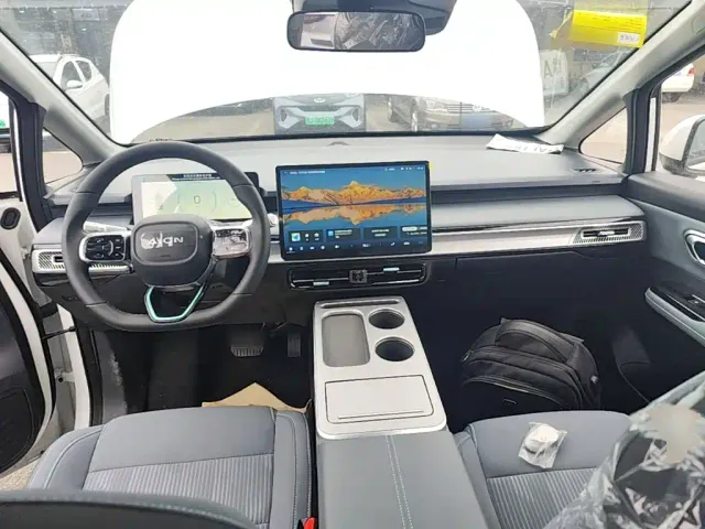 GAC Aion Y — Фото автомобиля 9
