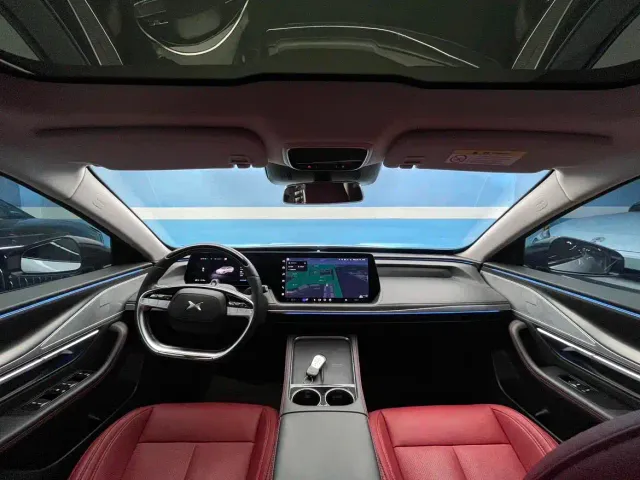 Xpeng P7 — Фото автомобиля 18