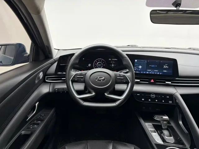 Hyundai Elantra — Фото автомобиля 17
