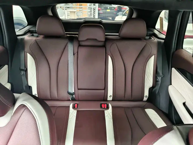 Geely Xingyue L — Фото автомобиля 12