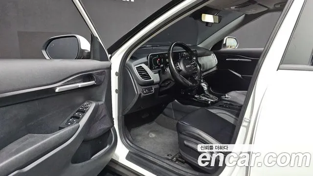 Kia Seltos New — Фото автомобиля 15
