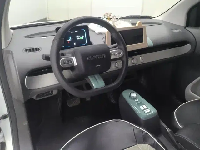 Changan Lumin — Фото автомобиля 12
