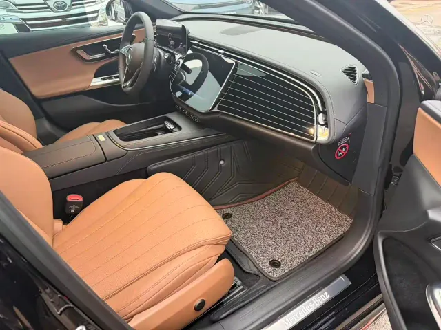 Mercedes-Benz E-Class — Фото автомобиля 6