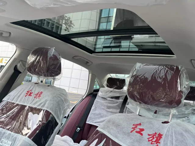 Hongqi H5 — Фото автомобиля 15