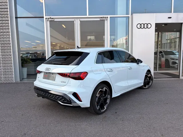 Audi A3 — Фото автомобиля 4